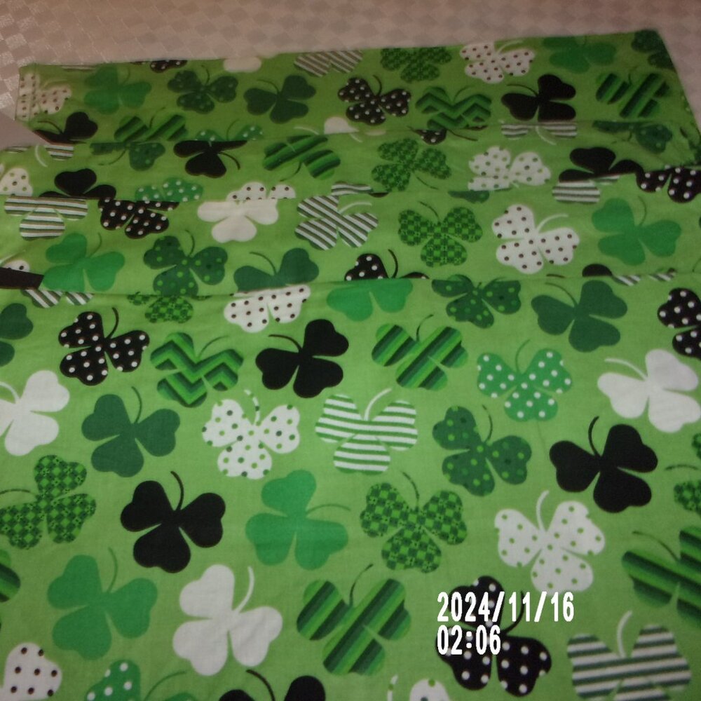 HANDMADE GREEN CLOVER  PLACEMATS